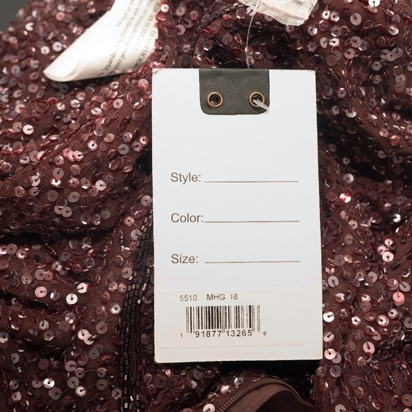 Mac Duggal. Puff Shoulder Sequined Surplice Gown. - Picture 9 of 16